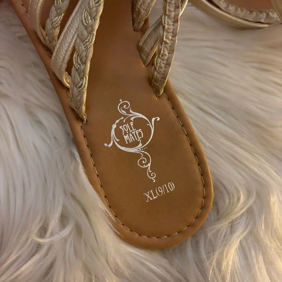 Sole Mates strappy flip flops - Picture 3 of 4